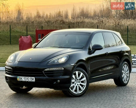 Чорний Порше Cayenne, об'ємом двигуна 4.8 л та пробігом 278 тис. км за 14999 $, фото 3 на Automoto.ua