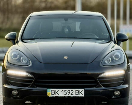 Чорний Порше Cayenne, об'ємом двигуна 4.8 л та пробігом 278 тис. км за 14999 $, фото 12 на Automoto.ua