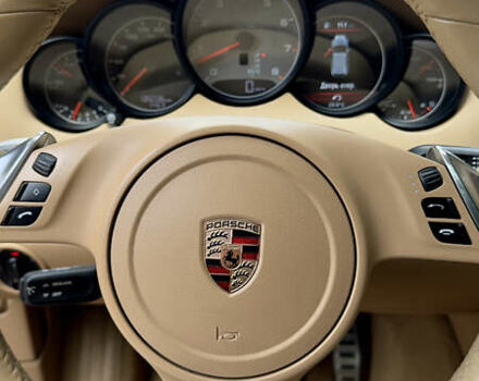 Чорний Порше Cayenne, об'ємом двигуна 4.81 л та пробігом 135 тис. км за 15700 $, фото 12 на Automoto.ua