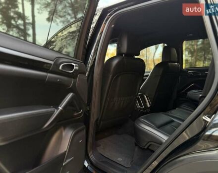 Черный Порше Каен, объемом двигателя 3.6 л и пробегом 155 тыс. км за 16900 $, фото 29 на Automoto.ua