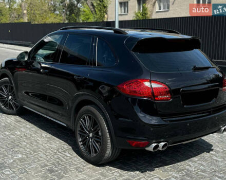 Чорний Порше Cayenne, об'ємом двигуна 4.81 л та пробігом 182 тис. км за 16800 $, фото 10 на Automoto.ua