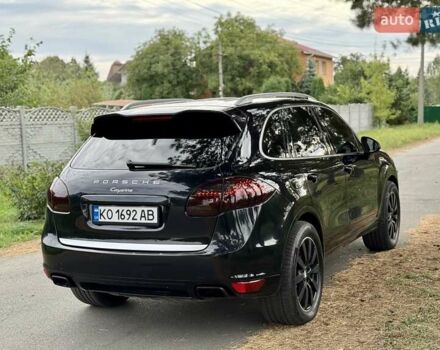 Чорний Порше Cayenne, об'ємом двигуна 3 л та пробігом 240 тис. км за 18500 $, фото 5 на Automoto.ua