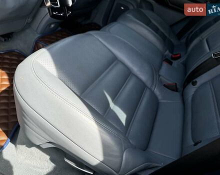 Чорний Порше Cayenne, об'ємом двигуна 4.81 л та пробігом 182 тис. км за 16800 $, фото 22 на Automoto.ua