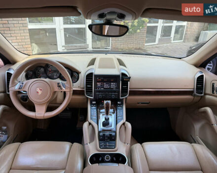 Чорний Порше Cayenne, об'ємом двигуна 3.6 л та пробігом 109 тис. км за 19900 $, фото 6 на Automoto.ua