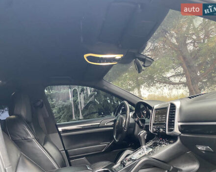 Черный Порше Каен, объемом двигателя 3 л и пробегом 236 тыс. км за 13999 $, фото 57 на Automoto.ua