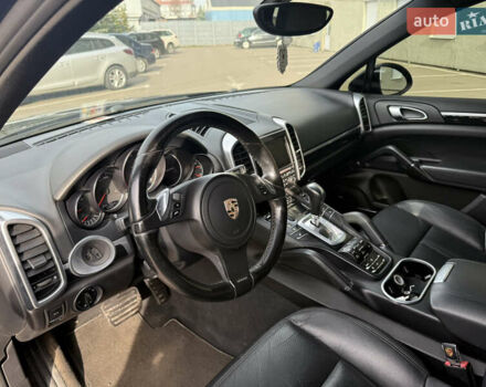 Черный Порше Каен, объемом двигателя 3.6 л и пробегом 244 тыс. км за 16999 $, фото 16 на Automoto.ua
