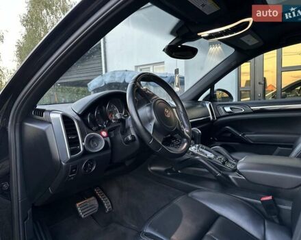 Черный Порше Каен, объемом двигателя 4.8 л и пробегом 117 тыс. км за 18500 $, фото 31 на Automoto.ua