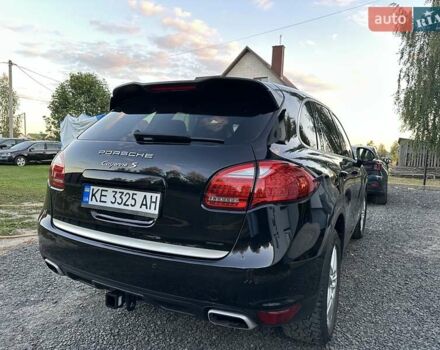 Черный Порше Каен, объемом двигателя 4.8 л и пробегом 117 тыс. км за 18500 $, фото 13 на Automoto.ua