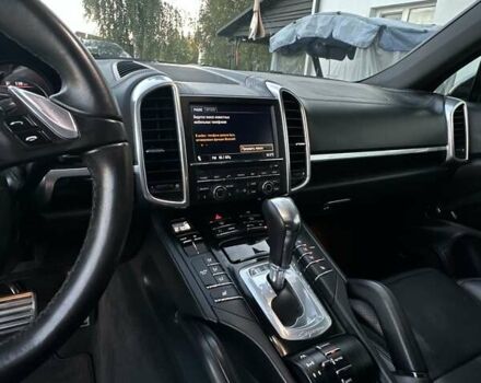 Черный Порше Каен, объемом двигателя 4.8 л и пробегом 117 тыс. км за 18500 $, фото 37 на Automoto.ua