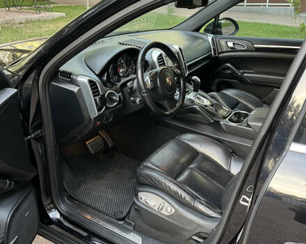 Чорний Порше Cayenne, об'ємом двигуна 2.99 л та пробігом 126 тис. км за 18500 $, фото 10 на Automoto.ua