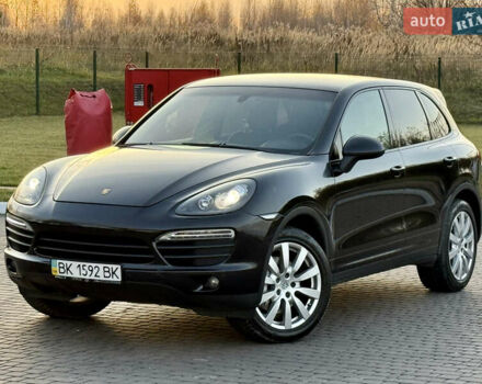 Черный Порше Каен, объемом двигателя 4.8 л и пробегом 278 тыс. км за 13999 $, фото 2 на Automoto.ua