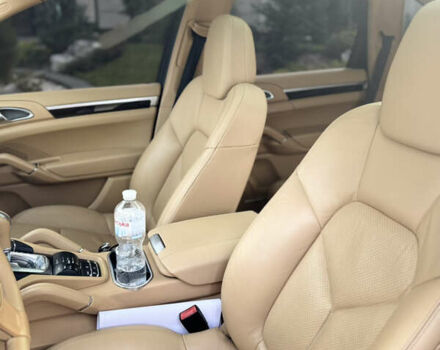 Черный Порше Каен, объемом двигателя 3 л и пробегом 259 тыс. км за 22500 $, фото 15 на Automoto.ua