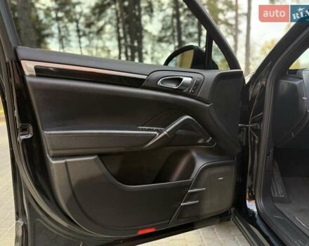 Черный Порше Каен, объемом двигателя 3.6 л и пробегом 155 тыс. км за 16900 $, фото 22 на Automoto.ua