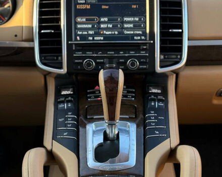 Черный Порше Каен, объемом двигателя 3 л и пробегом 217 тыс. км за 24999 $, фото 21 на Automoto.ua