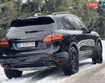 Чорний Порше Cayenne, об'ємом двигуна 3 л та пробігом 224 тис. км за 19350 $, фото 22 на Automoto.ua