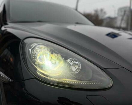 Чорний Порше Cayenne, об'ємом двигуна 4.8 л та пробігом 175 тис. км за 19500 $, фото 36 на Automoto.ua