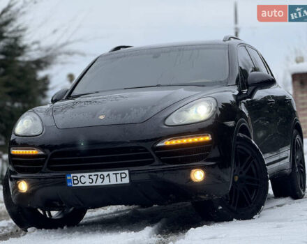 Чорний Порше Cayenne, об'ємом двигуна 3 л та пробігом 224 тис. км за 19350 $, фото 4 на Automoto.ua