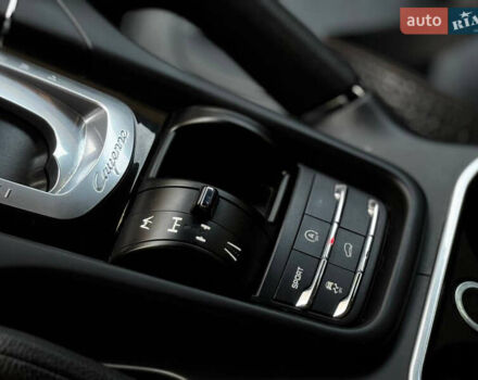 Чорний Порше Cayenne, об'ємом двигуна 4.8 л та пробігом 197 тис. км за 16400 $, фото 10 на Automoto.ua