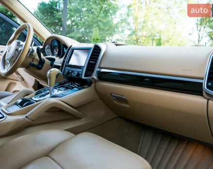 Черный Порше Каен, объемом двигателя 3.6 л и пробегом 168 тыс. км за 23300 $, фото 33 на Automoto.ua