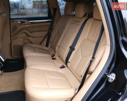 Черный Порше Каен, объемом двигателя 3 л и пробегом 103 тыс. км за 32000 $, фото 7 на Automoto.ua