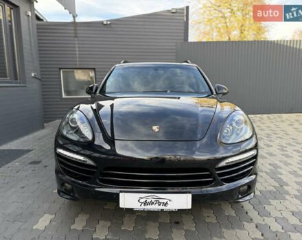 Порше Каен 2012 в Черновцах на Automoto.ua Черный Порше Каен, объемом двигателя 3 л и пробегом 296 тыс. км за 21500 $, фото 2 на Automoto.ua