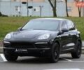 Черный Порше Каен, объемом двигателя 3 л и пробегом 103 тыс. км за 32000 $, фото 2 на Automoto.ua