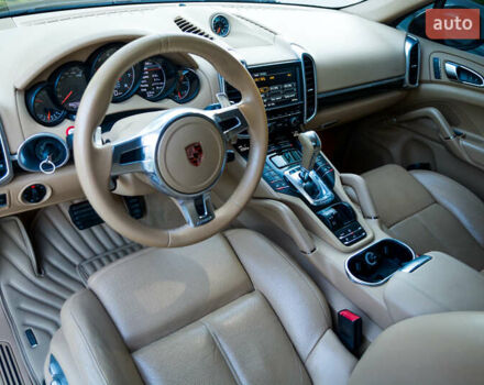 Черный Порше Каен, объемом двигателя 3.6 л и пробегом 168 тыс. км за 23300 $, фото 25 на Automoto.ua