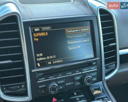 Чорний Порше Cayenne, об'ємом двигуна 4.8 л та пробігом 102 тис. км за 19999 $, фото 32 на Automoto.ua