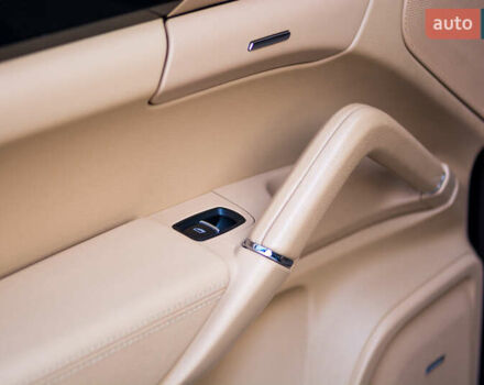 Черный Порше Каен, объемом двигателя 3.6 л и пробегом 168 тыс. км за 23300 $, фото 42 на Automoto.ua