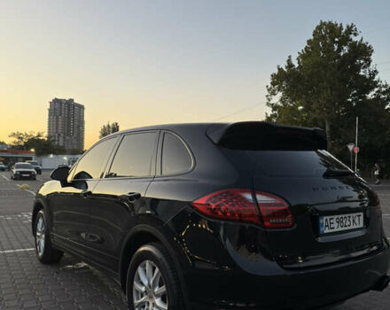 Черный Порше Каен, объемом двигателя 3.6 л и пробегом 270 тыс. км за 15000 $, фото 4 на Automoto.ua