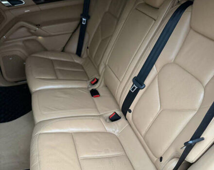 Черный Порше Каен, объемом двигателя 4.8 л и пробегом 175 тыс. км за 20500 $, фото 19 на Automoto.ua