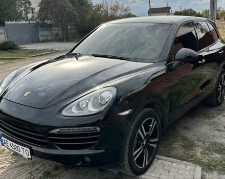Чорний Порше Cayenne, об'ємом двигуна 3 л та пробігом 296 тис. км за 20000 $, фото 2 на Automoto.ua