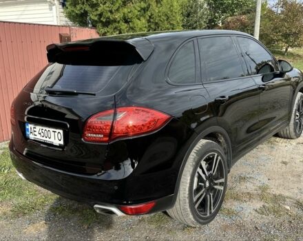 Чорний Порше Cayenne, об'ємом двигуна 3 л та пробігом 296 тис. км за 20000 $, фото 4 на Automoto.ua