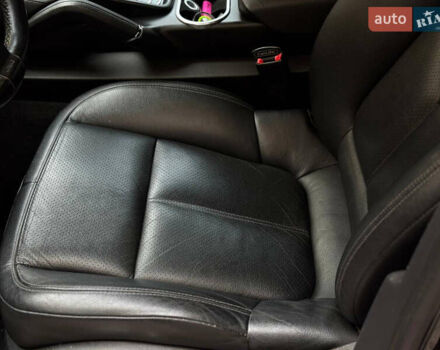 Чорний Порше Cayenne, об'ємом двигуна 4.8 л та пробігом 197 тис. км за 16400 $, фото 7 на Automoto.ua