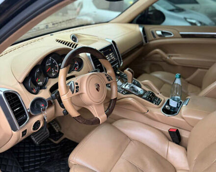 Черный Порше Каен, объемом двигателя 4.8 л и пробегом 175 тыс. км за 20500 $, фото 30 на Automoto.ua