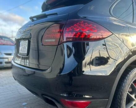 Черный Порше Каен, объемом двигателя 4.81 л и пробегом 116 тыс. км за 21000 $, фото 8 на Automoto.ua