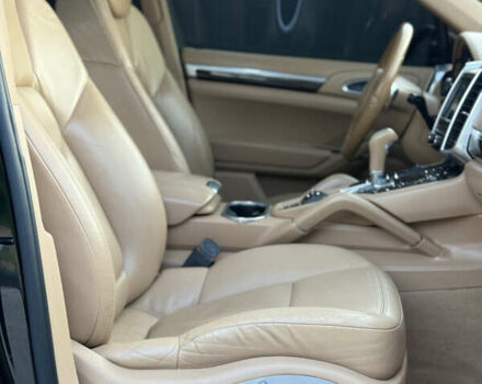Черный Порше Каен, объемом двигателя 3 л и пробегом 222 тыс. км за 20499 $, фото 59 на Automoto.ua
