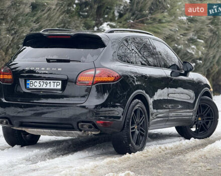 Чорний Порше Cayenne, об'ємом двигуна 3 л та пробігом 224 тис. км за 19350 $, фото 14 на Automoto.ua