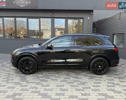 Порше Каен 2012 в Черновцах на Automoto.ua Черный Порше Каен, объемом двигателя 3 л и пробегом 296 тыс. км за 21500 $, фото 8 на Automoto.ua