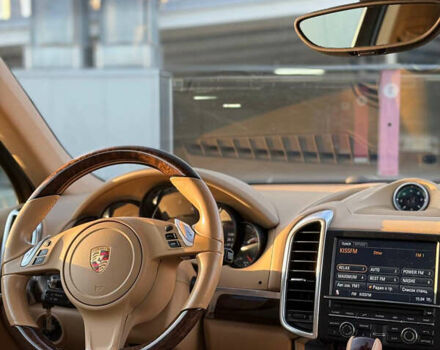 Черный Порше Каен, объемом двигателя 3 л и пробегом 217 тыс. км за 24999 $, фото 22 на Automoto.ua