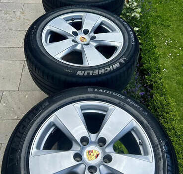 Черный Порше Каен, объемом двигателя 3 л и пробегом 217 тыс. км за 24999 $, фото 2 на Automoto.ua