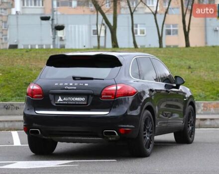 Черный Порше Каен, объемом двигателя 3 л и пробегом 103 тыс. км за 32000 $, фото 3 на Automoto.ua