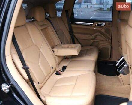 Черный Порше Каен, объемом двигателя 3 л и пробегом 103 тыс. км за 32000 $, фото 8 на Automoto.ua