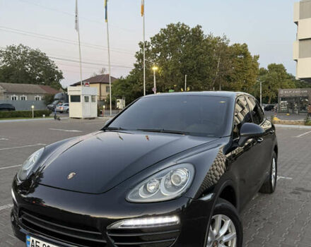 Черный Порше Каен, объемом двигателя 3.6 л и пробегом 270 тыс. км за 15000 $, фото 1 на Automoto.ua