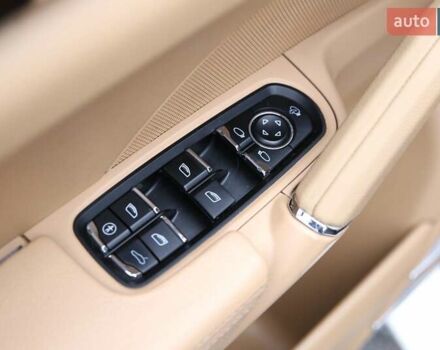 Черный Порше Каен, объемом двигателя 3 л и пробегом 103 тыс. км за 32000 $, фото 24 на Automoto.ua