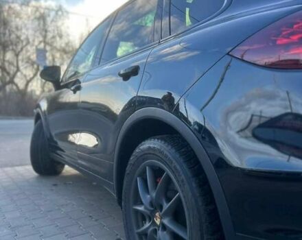 Черный Порше Каен, объемом двигателя 4.81 л и пробегом 116 тыс. км за 21000 $, фото 2 на Automoto.ua