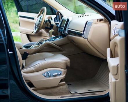 Черный Порше Каен, объемом двигателя 3.6 л и пробегом 168 тыс. км за 23300 $, фото 30 на Automoto.ua