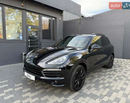 Порше Каен 2012 в Черновцах на Automoto.ua Черный Порше Каен, объемом двигателя 3 л и пробегом 296 тыс. км за 21500 $, фото 1 на Automoto.ua