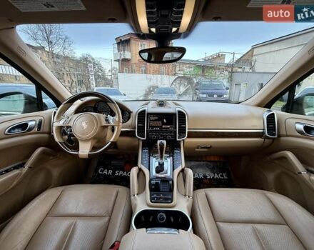 Чорний Порше Cayenne, об'ємом двигуна 3.6 л та пробігом 172 тис. км за 15999 $, фото 16 на Automoto.ua