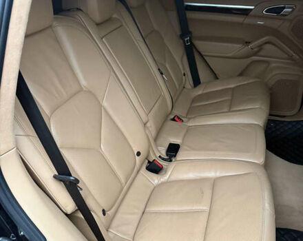 Чорний Порше Cayenne, об'ємом двигуна 4.8 л та пробігом 175 тис. км за 19500 $, фото 15 на Automoto.ua